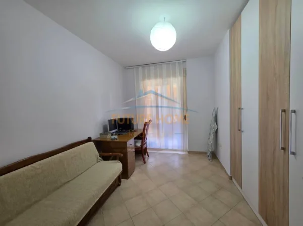 Tirane, jepet me qera apartament 2+1+2 Kati 1, 100 m² 475 € (ASTIR , Prane Viles L)
