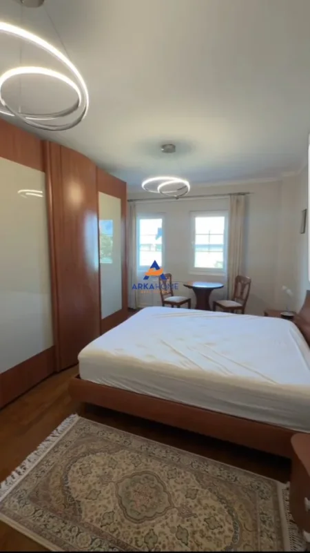 Tirane, shitet apartament Vile 2 Katshe Kati 2, 250 m² 1.300.000 € 