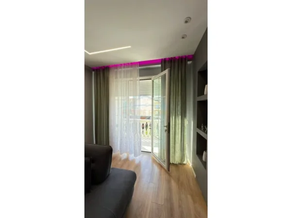 Tirane, shitet apartament 2+1 Kati 2, 98 m² 140.000 € 
