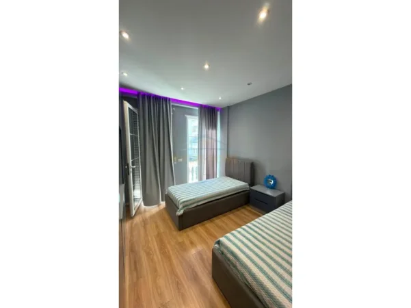 Tirane, shitet apartament 2+1 Kati 2, 98 m² 140.000 € 