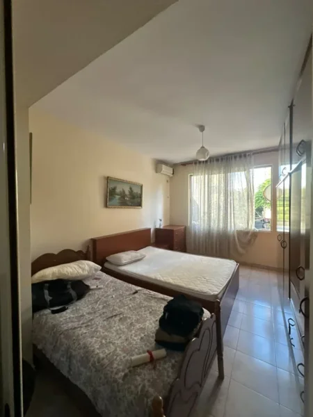 Tirane, jepet me qera apartament 2+1 Kati 3, 95 m² 500 € (Brryli)