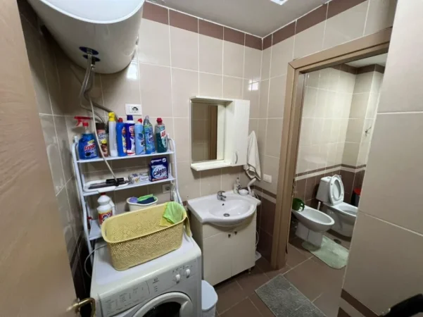 Durres, shitet apartament 2+1+Ballkon Kati 4, 95 m² 125.000 € (PLEPA PLAZH DUURRES)
