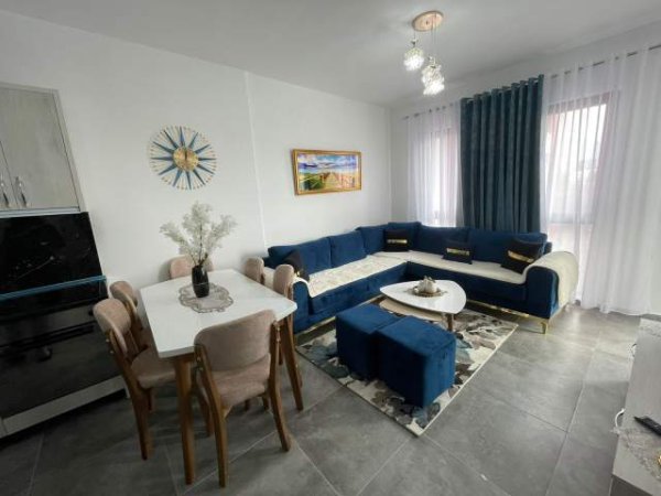 Tirane, jepet me qera apartament 1+1+BLK Kati 5, 61 m² 400 Euro (bardhyl)