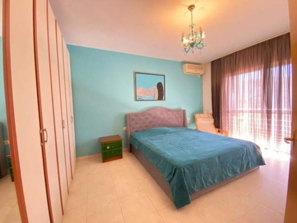 Tirane, jepet me qera apartament Kati 6, 80 m² 350 Euro (Rrrruga Barrikadave)