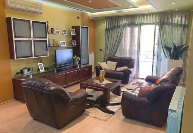 Elbasan, shitet apartament 123 m² 90.000 Euro