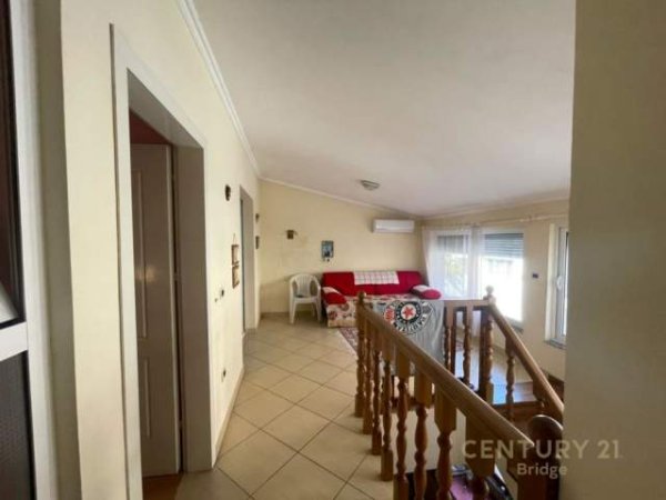 Tirane, shitet apartament duplex 3+1+BLK Kati 1, 118 m² 150.000 Euro