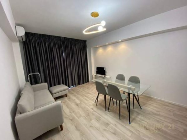 Tirane, jepet me qera apartament 1+1+A+BLK Kati 5, 55 m² 480 Euro (Sheshi Willson)
