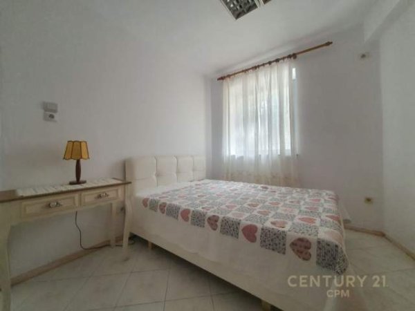 Tirane, ofert apartament 1+1+BLK Kati 1, 50 m² 280 Euro (Rruga Fortuzi)