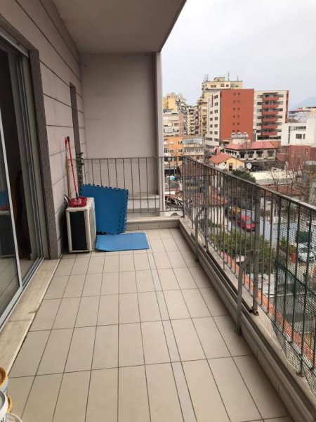 Tirane, jap me qera apartament 1+1+A+BLK Kati 4, 70 m² 450 Euro (Him Kolli)