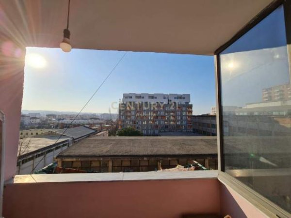 Tirane, shitet apartament 2+1 Rruga M. Gjollesha, Zogu i Zi, Kati 4, 114 m² 125.500 Euro