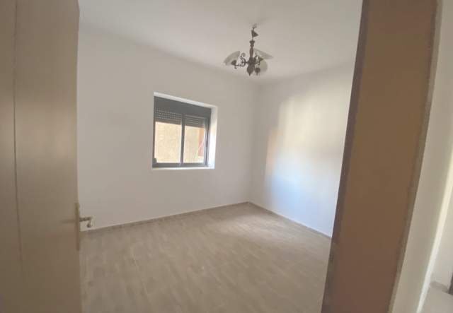 Elbasan, shitet apartament 69 m² 5.500.000 Leke