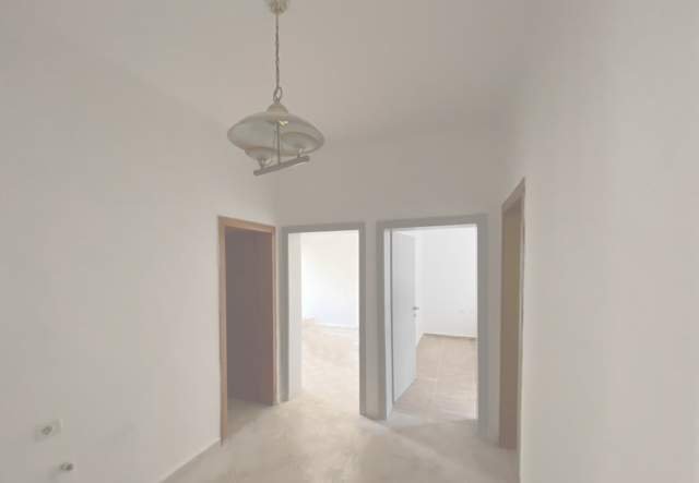 Elbasan, shitet apartament 69 m² 5.500.000 Leke