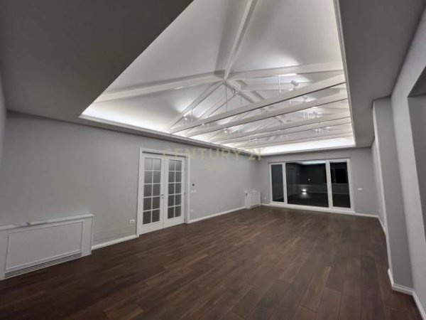 Tirane, jepet me qera Vile LUKSOZE 6000 Euro/muaj "AKACIA HILLS REZIDENCE"