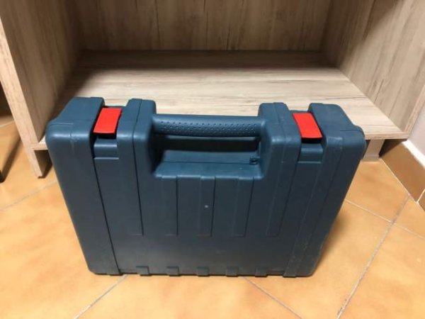 Tirane, shes Trapan matrapik BOSCH Professional GCH-2 8.900 Leke