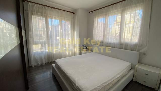 Durres, jepet me qera apartament 3+1+BLK Kati 2, 95 m² 350 Euro