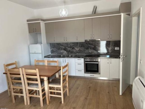 Tirane, jepet me qera apartament 2+1+BLK Kati 2, 102 m² 500 Euro (RRUGA JORDAN MISJA)