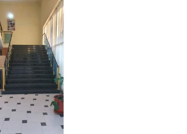 Durres, jepet me qera Kati 1, 2.500 m² 5.500 Euro