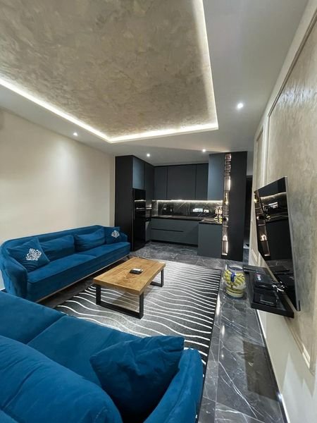 Tirane, jepet me qera apartament 1+1 73 m² 650 Euro (Foleja e Gjelber)