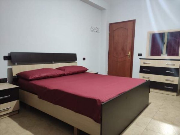 Tirane, shitet apartament 1+1 Kati 4, 70 m² 80.000 Euro (Fresk)