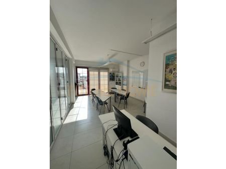 Elbasan, shitet ambjent biznesi Kati 0, 891 m² 1.200.000 Euro (KRYQEZIMI XHEPA)