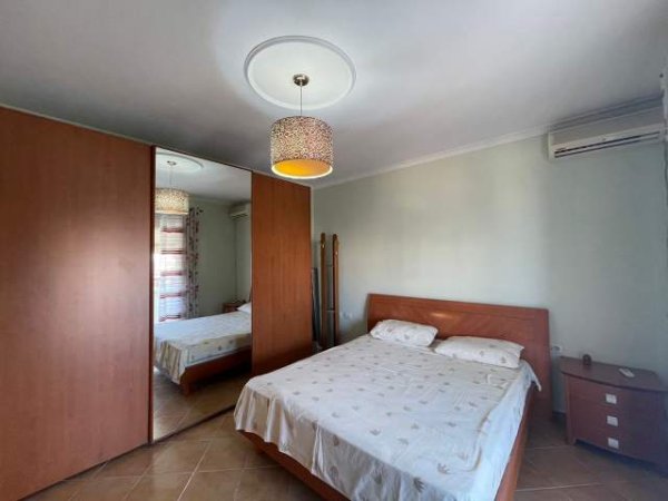 Tirane, jepet me qera apartament Kati 10, 100 m² 900 Euro