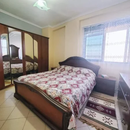 Tirane, jepet me qera apartament 1+1+A+BLK Kati 4, 69 m² 450 Euro (Kodra Diellit)