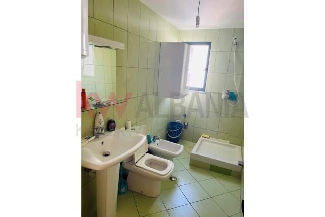 Durres, jepet me qera apartament 1+1+BLK Kati 4, 320 Euro (Golem, Durrës, Shqipëri)