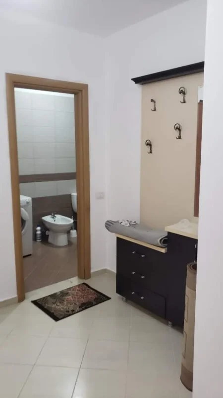 Tirane, jepet me qera apartament Kati 3, 105 m² 370 Euro (Astiri)