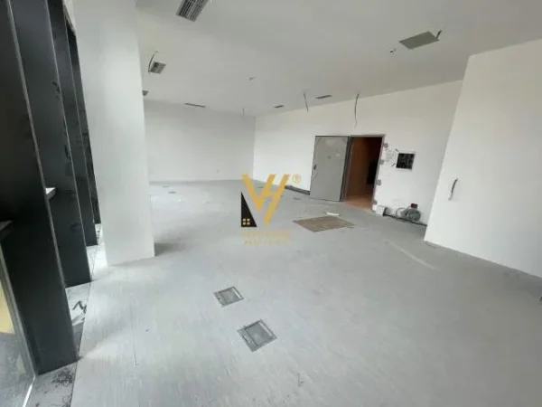 Tirane, shitet ambjent biznesi Kati 5, 97 m² 600.000 Euro (blloku)