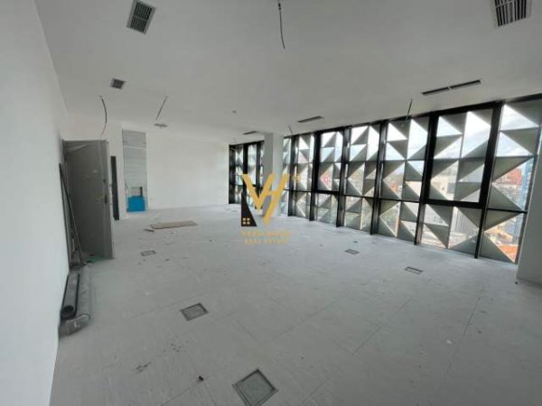 Tirane, shitet ambjent biznesi Kati 5, 97 m² 600.000 Euro (blloku)