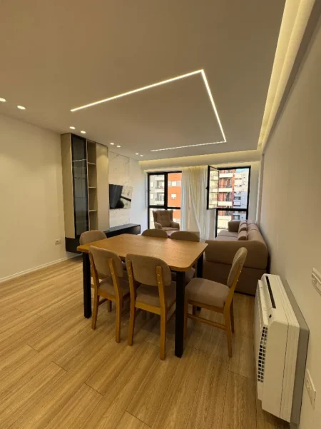 Tirane, jepet me qera apartament 2+1+Ballkon Kati 6, 110 m² 730 € (Sokrat Miho, Astir)