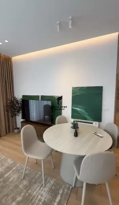 Tirane, jepet me qera apartament 1+1 Kati 6, 65 m² 1.000 € (KOMUNA E PARISIT)
