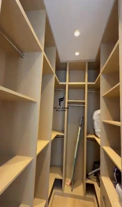 Tirane, jepet me qera apartament 1+1 Kati 6, 65 m² 1.000 € (KOMUNA E PARISIT)
