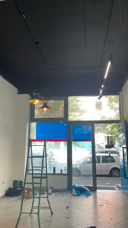 Tirane, shitet ambjent biznesi Kati 0, 71 m² 175.000 € (rruga e dibres)