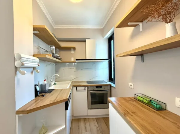 Jepet me Qera: Penthouse📍Rr. Kosovareve - Liqeni (Uni Barleti) 2+1+2Ballkone & Tarrace e Shfrytezueshme | 1,500€/muaj