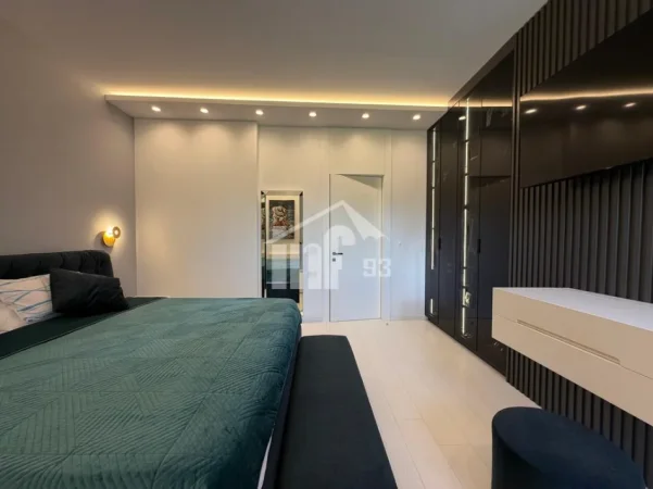 Tirane, shitet apartament tripleks, 309 m² 700.000 € (PRANË LIQENIT TË THATË)