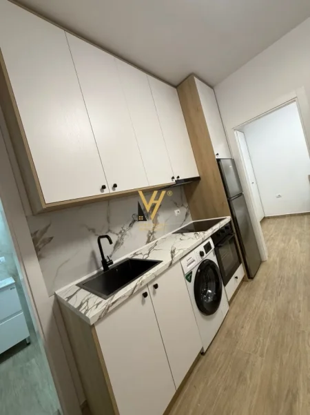 Tirane, jepet me qera apartament 1+1+Ballkon Kati 1, 49 m² 470 € (5 MAJI)