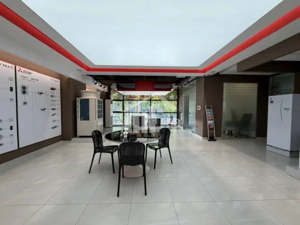 Tirane, jepet me qera ambjent biznesi , 772 m² 8.027 € (RRUGA “DRITAN HOXHA”)