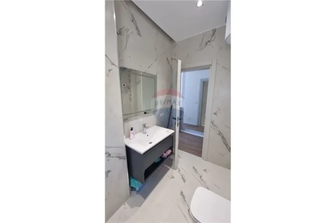 Radhime - Orikum, shitet apartament 1+1 Kati 4, 65 m² 180.000 € (Radhime, Vlore)