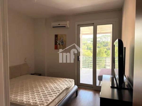Tirane, jepet me qera apartament 2+1 Kati 7, 85 m² 700 € (TEK PARKU “OLIMPIK”)