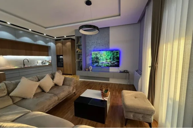 Tirane, shitet apartament 2+1 Kati 5, 107 m² 300.000 € (FRESKU)
