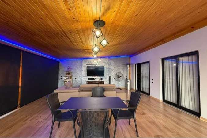 Tirane, shitet apartament 2+1 Kati 5, 107 m² 300.000 € (FRESKU)