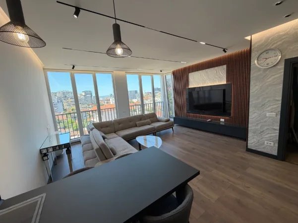 Tirane, jepet me qera apartament 1+1+Ballkon Kati 4, 1 m² 800 € (Rruga 4 Dëshmorët, Selvia)