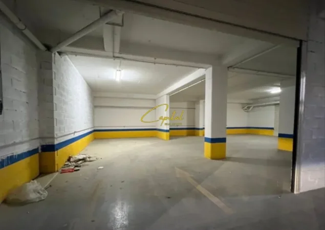 Tirane, jepet me qera magazine Kati -1, 200 m² 1.100 € (KOMPLEKSI GREEN CITY)