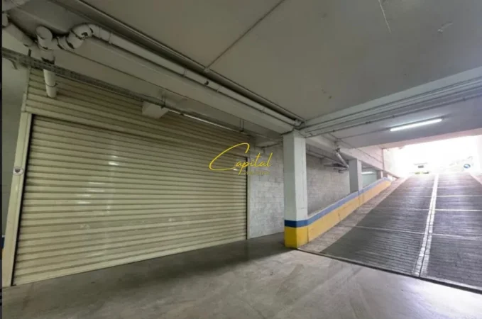 Tirane, jepet me qera magazine Kati -1, 200 m² 1.100 € (KOMPLEKSI GREEN CITY)