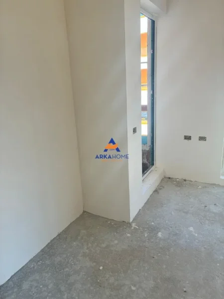Tirane, shitet apartament 1+1+Ballkon Kati 6, 60 m² 99.000 € 