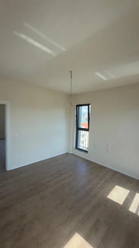 Tirane, shitet apartament 2+1 , 120 m² 282.000 € (ali demi)