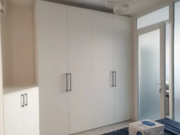 Tirane, jepet me qera apartament 1+1 Kati 1, 70 m² 400 € (Kodra e Diellit)