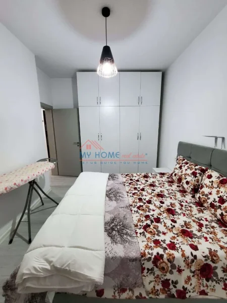 Tirane, jepet me qera apartament 1+1+Ballkon Kati 2, 58 m² 670 € (Rruga Tish Dahija)