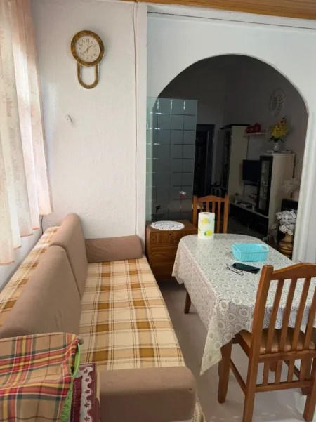 Tirane, jepet me qera apartament 2+1 Kati 2, 65 m² 400 € (ZOGU I ZI)